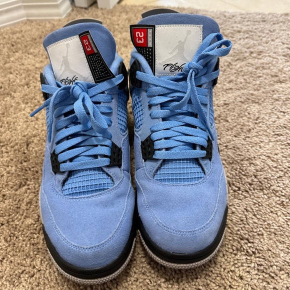 Jordan 4 University blue